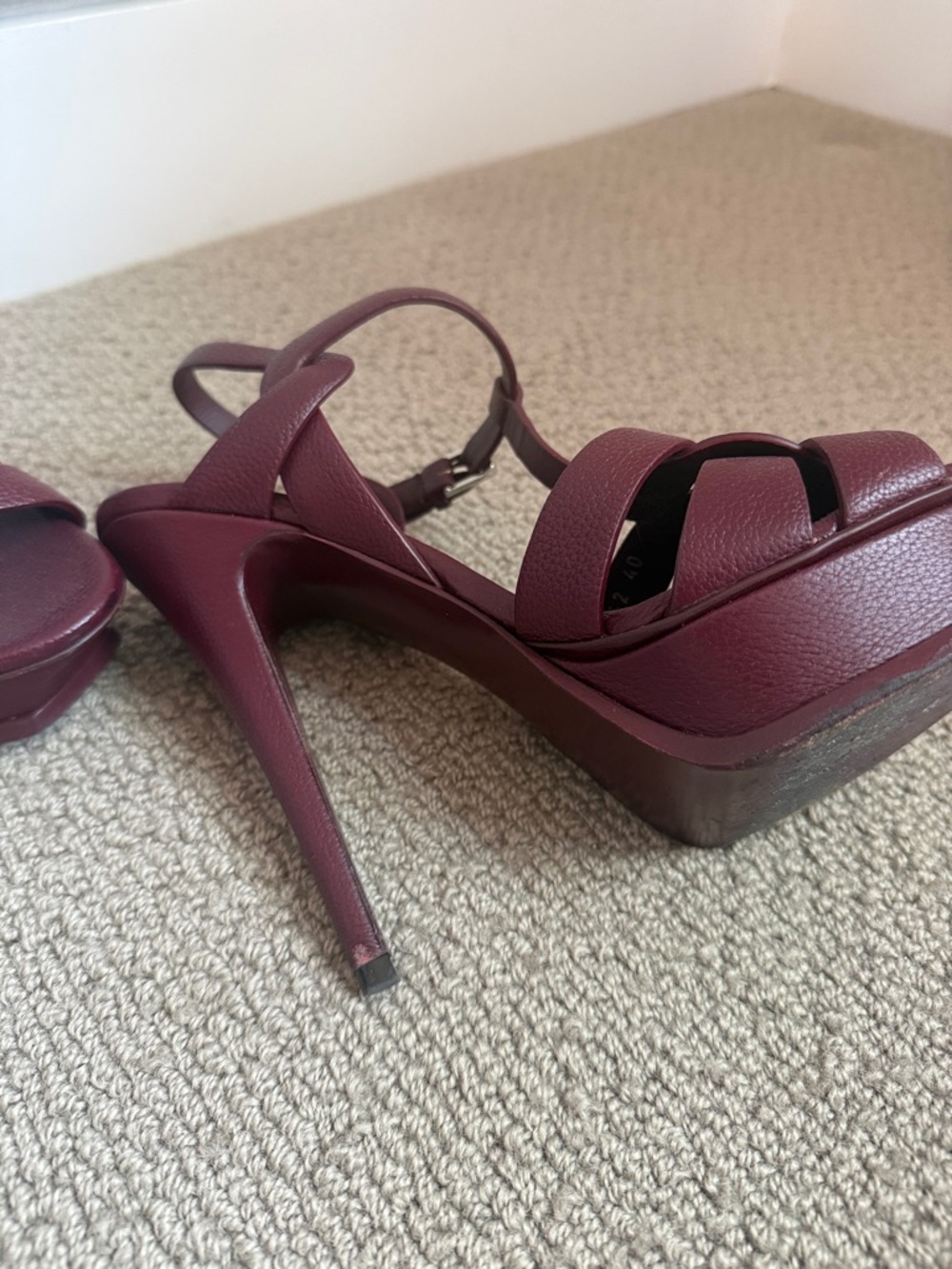 Saint Laurent Burgundy Leather Woven T-Strap Heels - Picture 4 of 7